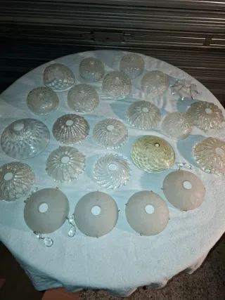 Ciotole in vetro per lumi e lampadari  15€ a pezzo