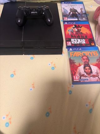 PS4 + Mando + 3 Juegos
