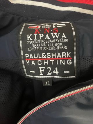 Cortavientos Paul & Shark Yacht Club Azul