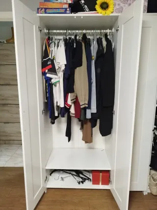 Armario blanco 3 puertas con espejo