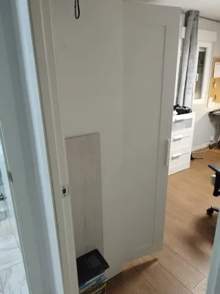 Armario blanco 3 puertas con espejo