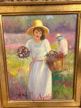 Marco de madera con pintura floral