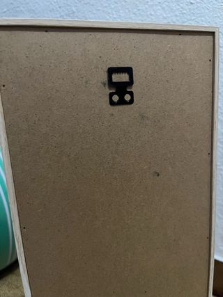 Marco con cuerda y pinzas para colgar fotos