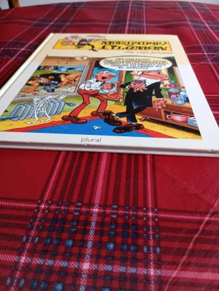 LIBRO MORTADELO Y FILEMÓN.