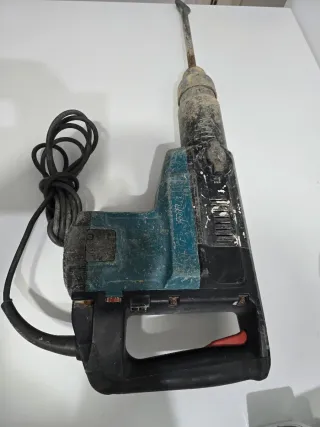 Martillo Demoledor Makita HR5001C
