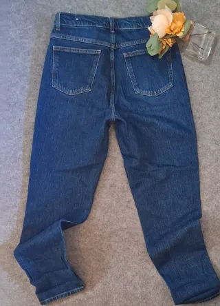 Pantalón Mom Fit Mango