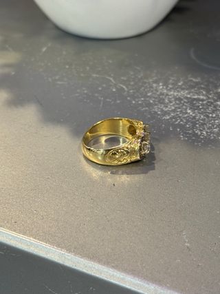 Anillo tresillo oro 18k y brillantes