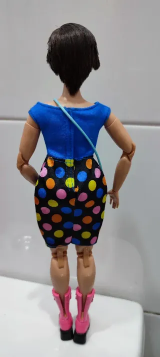 Barbie curvy OOAK (Perdida por SEUR)