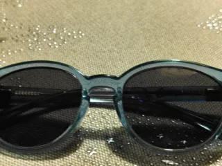 Gafas de sol infantiles azules