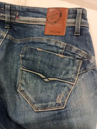 Pantalones vaqueros Salsa desgastados