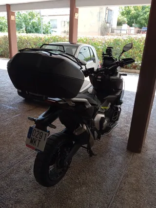 Honda X-ADV 750 Maxiscooter