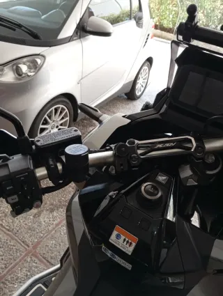 Honda X-ADV 750 Maxiscooter