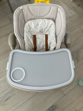 Trona Jane beige con estampado de osos