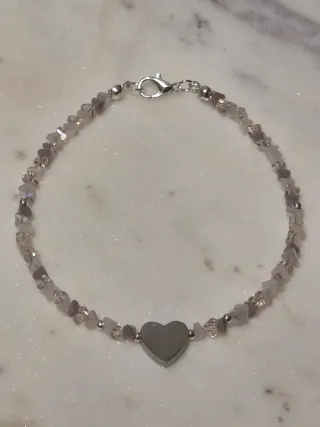 Braccialetto fatto a mano con cuore