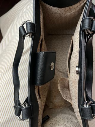 Bolso Guess Estampado G