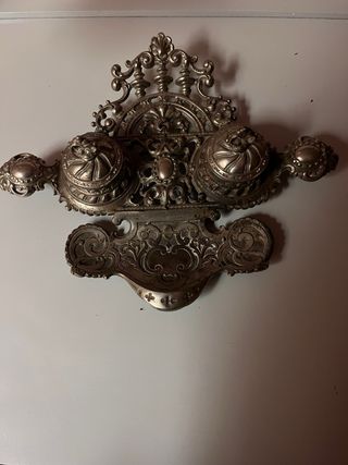 Tintero doble antiguo de metal ornamentado 25 x 33