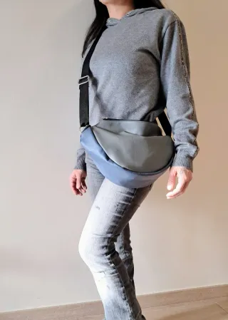 Borsa artigianale in ecopelle fatta a mano