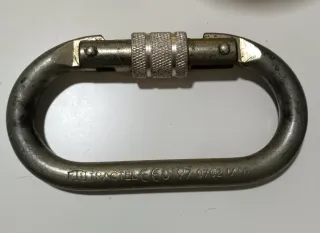 Mosquetón de acero Tractel