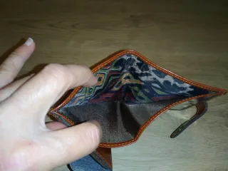 Cartera juvenil con diseño de búhos