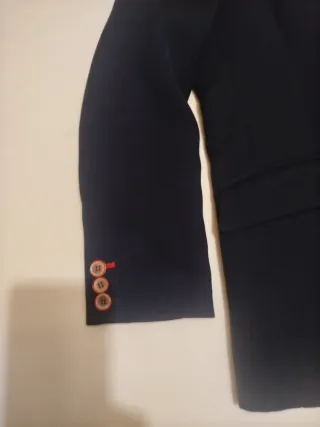 Traje comunión niño azul y corbata roja. Talla 13