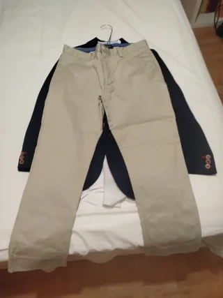 Traje comunión niño azul y corbata roja. Talla 13