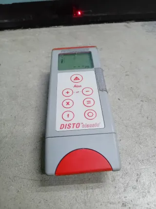 Misuratore Distanza Laser Leica Disto Classic