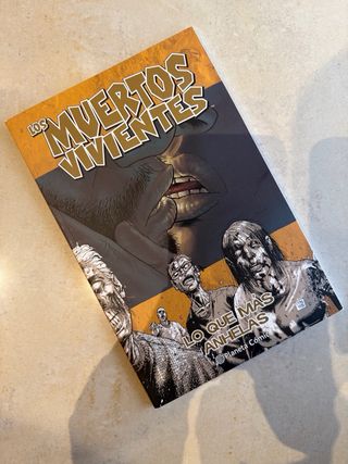Los Muertos Vivientes [Tomos 1 al 4]