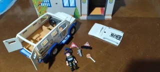 Playmobil Coche Policía y Figura