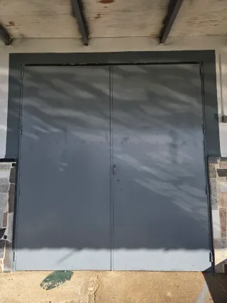 Puerta Metálica Garaje Doble