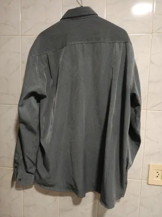 Camisa de vestir gris hombre