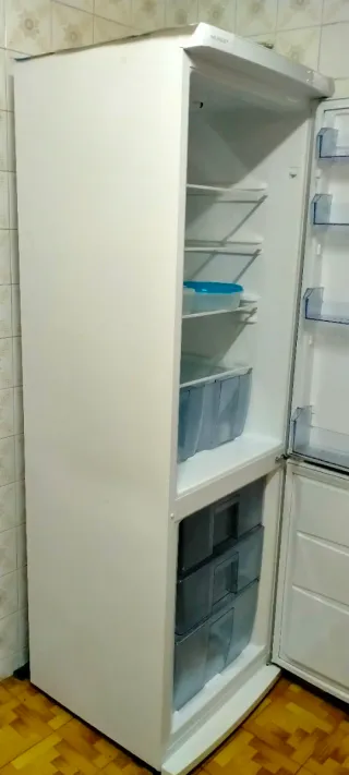 Nevera Combi No Frost Blanca