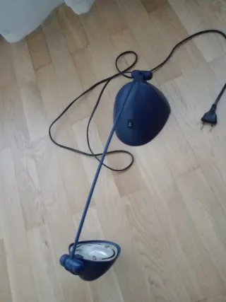 Lámpara de mesa flexo azul