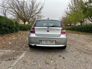 BMW Serie 1 2005 etiqueta B