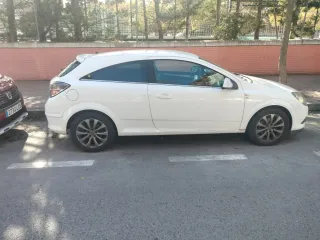 Opel Astra 2010