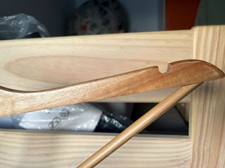 Perchas madera y metal