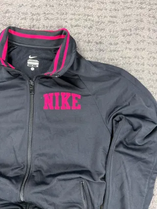 ¡¡OFERTA!! Talla S Chaqueta Nike Negra Vintage