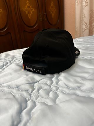 Gorra Real Madrid Escudo Negra