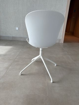 Silla giratoria Adelaide tela gris