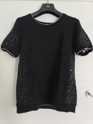 Maglia intimissimi nera con pizzo