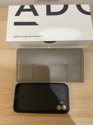 Cartera de piel de Adolfo Dominguez