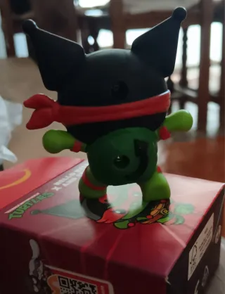 Juguete McDonald's Tortugas Ninja x Hello Kitty