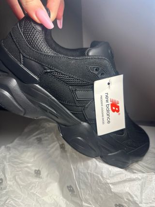 New Balance 9060 Nero