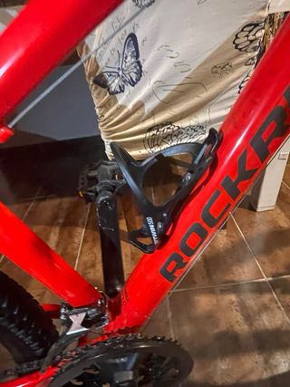 Bicicleta Rockrider MTB rossa in buone condizioni