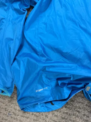 ¡¡OFERTA!! Talla XL Chaqueta Nike Impermeable