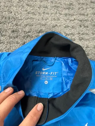 ¡¡OFERTA!! Talla XL Chaqueta Nike Impermeable