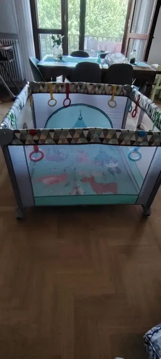 Box per bambini con disegno teepee