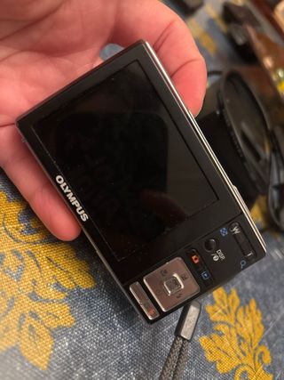 Cámara Digital Olympus FE-3010