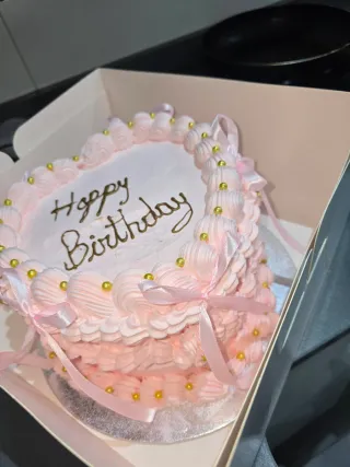 Tarta Feliz Cumpleaños Rosa y Dorada