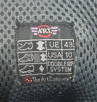 Zapatos ART grises y negros