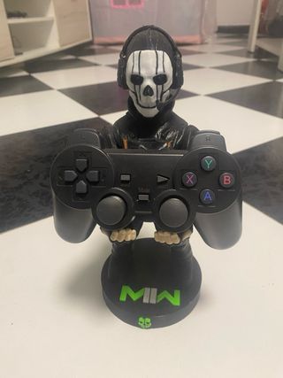Soporte mando Call of Duty MW. Diseño en 3d